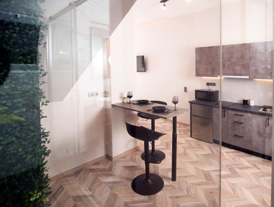 Joy'S Modern-Chic Home カラマタ エクステリア 写真