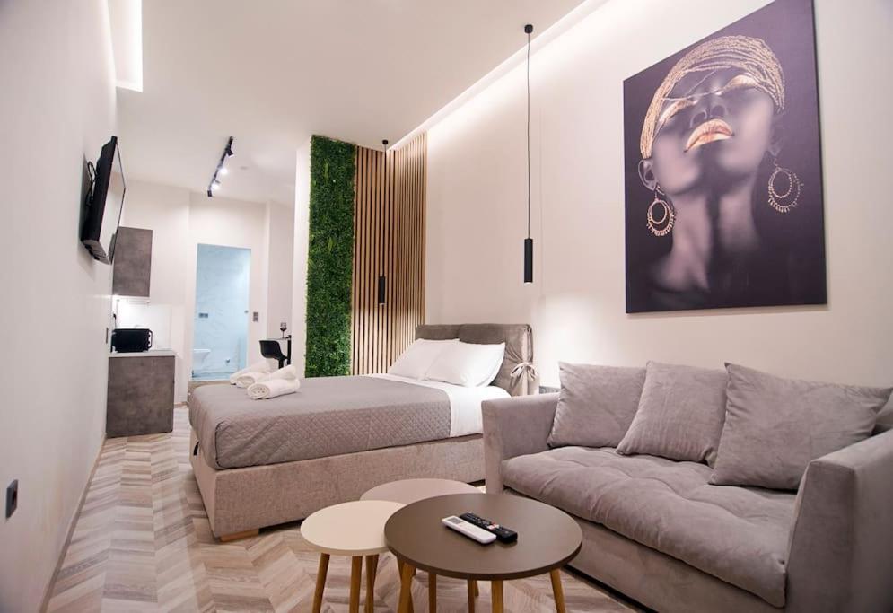 Joy'S Modern-Chic Home カラマタ エクステリア 写真