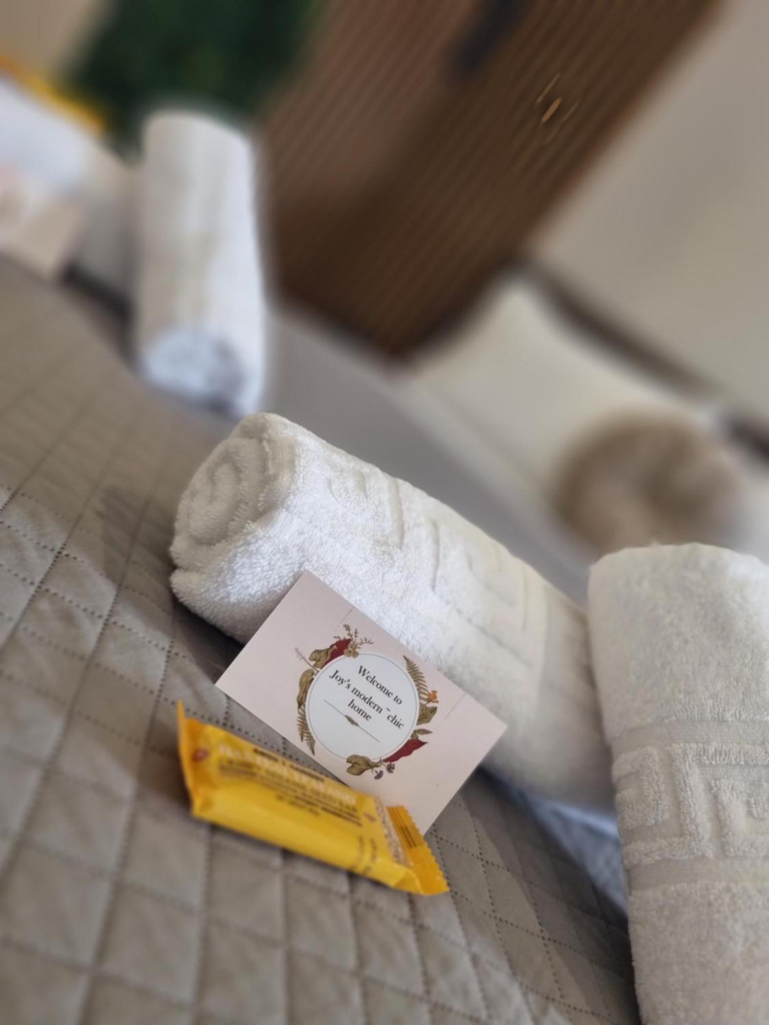 Joy'S Modern-Chic Home カラマタ エクステリア 写真